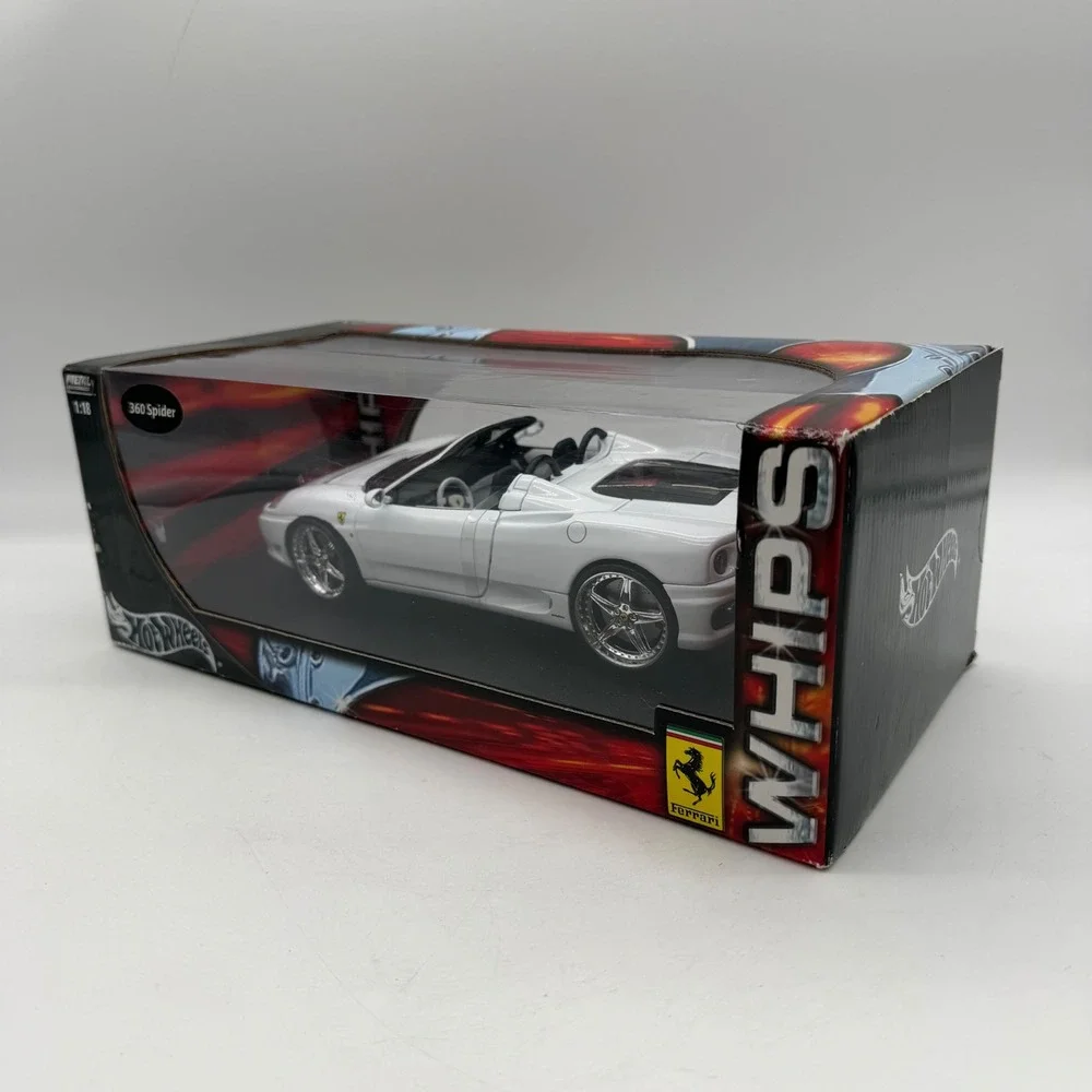 Hot Wheels WHIPS 08824‎ White Ferrari 360 Spider 1:18 Scale C3866 Die-Cast Car